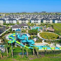 9030SD · Dazzing 9BR/ Pool/Spa/ Free Waterpark (9030SD)