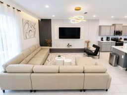 3743LA · Brand New 10BR Villa/Summer Kitchen/Firework View - Image 5