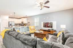 9036SD · 5 Star Championsgate 9Br Villa With Pool/Spa - Image 4