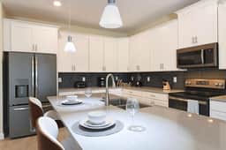8972CCD · Amazing 6Br Villa Near Disney With Lake View(8972) - Image 5