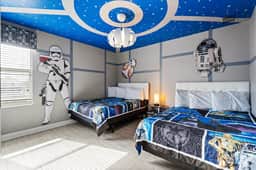 1592MC - Epic 8BR Escape: Themed Rooms, Home Cinema & Pool/Spa - Image 3