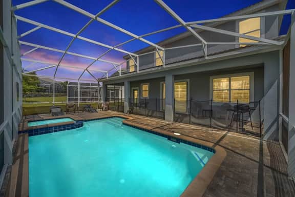 9032SD · Lux 9Br Villa Close 2 Disney Pool Spa (9032SD) - Image 3
