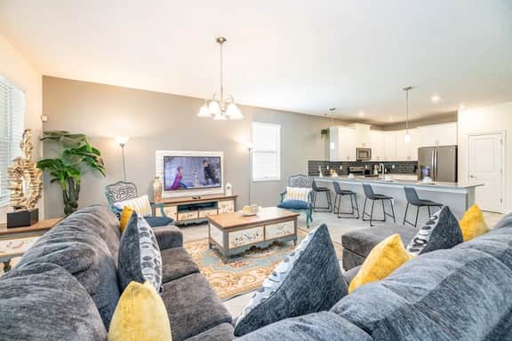 9030SD · Dazzing 9BR/ Pool/Spa/ Free Waterpark (9030SD) - Image 2