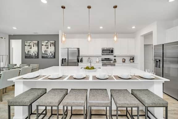 2525 Shanti · Amazing 15 Suites Mansion/Pool/Spa/Close to Disney - Image 3
