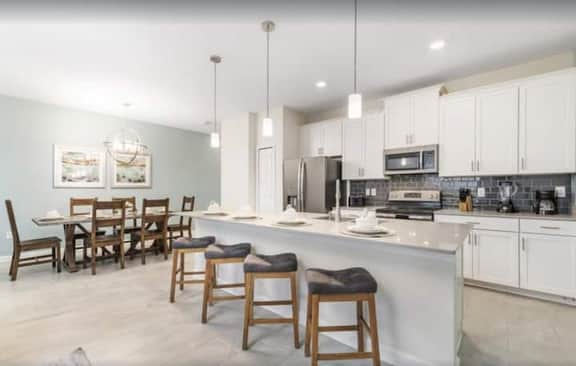 440OC · 20% OFF Weekly Stay 4BR Th With Pool(440OC) - Image 3