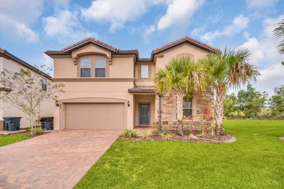 8805BC · Amazing Luxury 9Br Villa With Lake View*Pool*Spa - Image 5