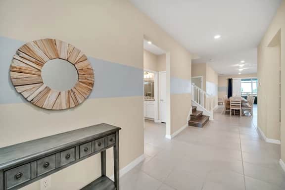 2130LC · Brand New 9Bd Mansion Pool/ Spa At Windsor Island - Image 2