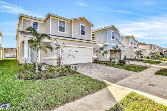 3265LW- Amazing 6BR Near Disney/Pool/Spa - Image 3