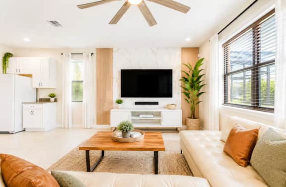 Brand New 5BR Family Retreat/Golf/Game Room - Image 2