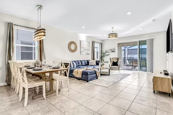 3265LW- Amazing 6BR Near Disney/Pool/Spa - Image 1