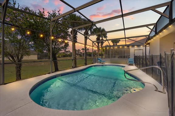 301TC-Disney Sunshine Villa: Private Screened Pool & Modern 4BR - Image 1
